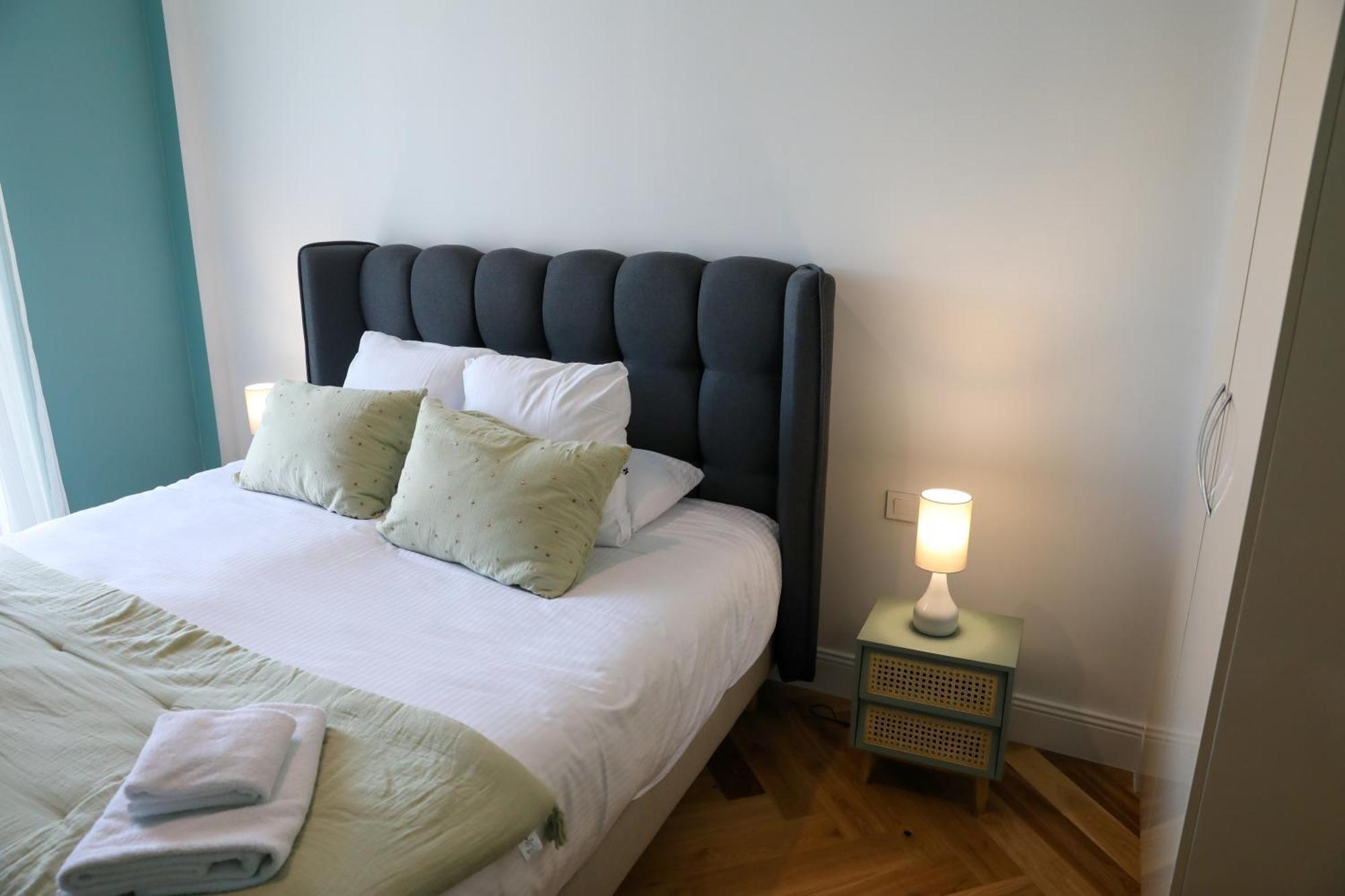 Hotel Sequoias Golf & Ressort Ruy-Montceau Exterior foto