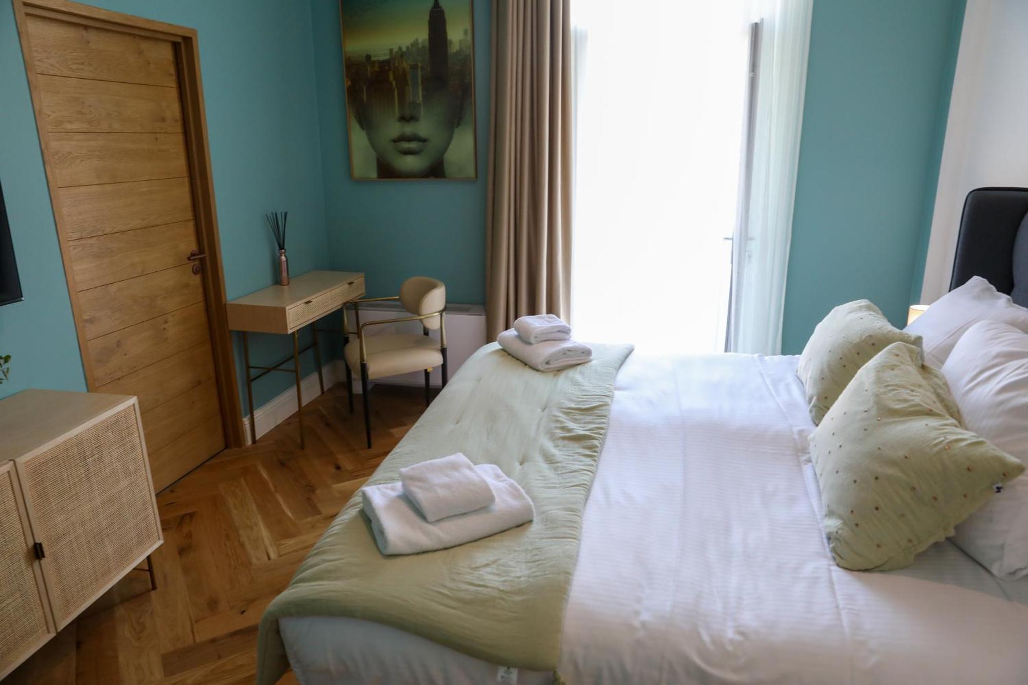 Hotel Sequoias Golf & Ressort Ruy-Montceau Exterior foto