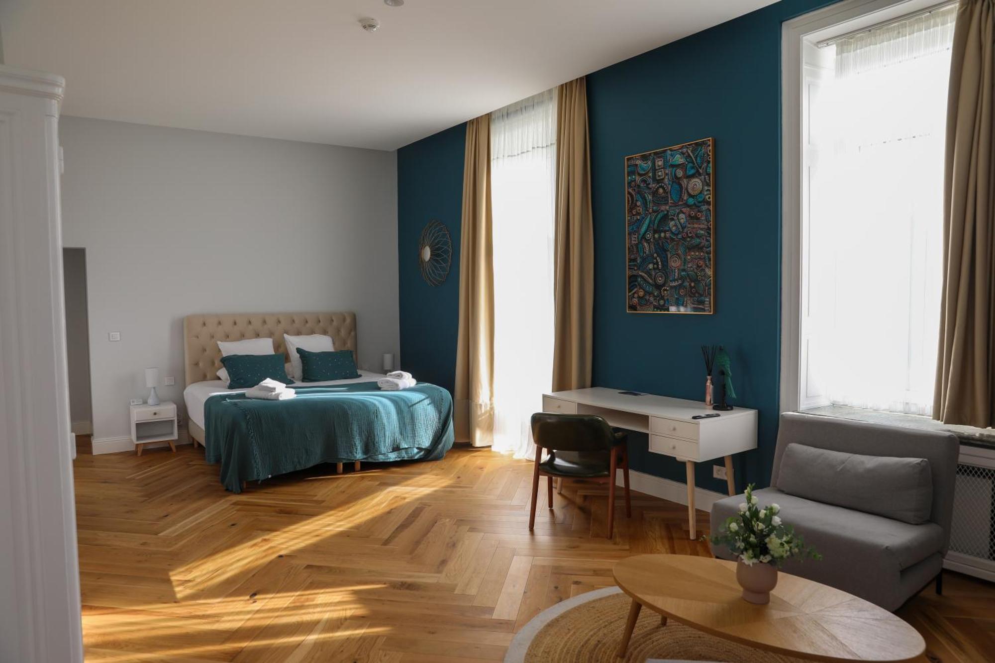 Hotel Sequoias Golf & Ressort Ruy-Montceau Exterior foto